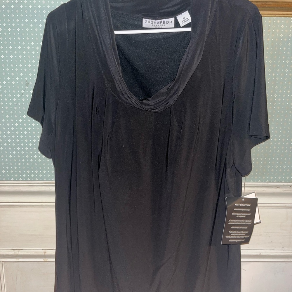 Sag Harbor Elegant Black Short Sleeve Top